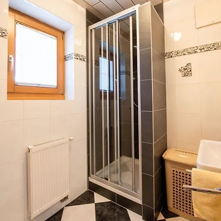 Bacher Nr.4 וואלד אים פינצגאו