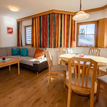 Appartement Bacher Nr.4 *