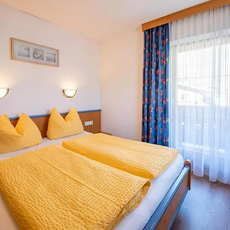 Bacher Nr.4 דירה *